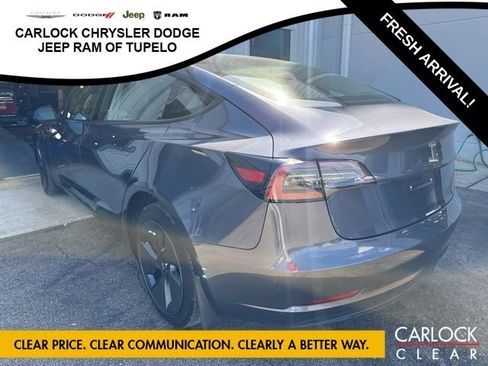Used 2023 Tesla Model 3 Standard Range image 8