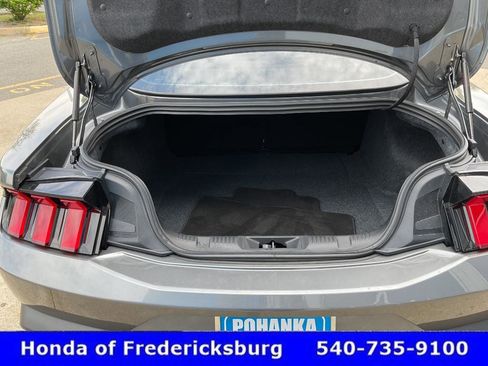 Used 2025 Ford Mustang Coupe image 18