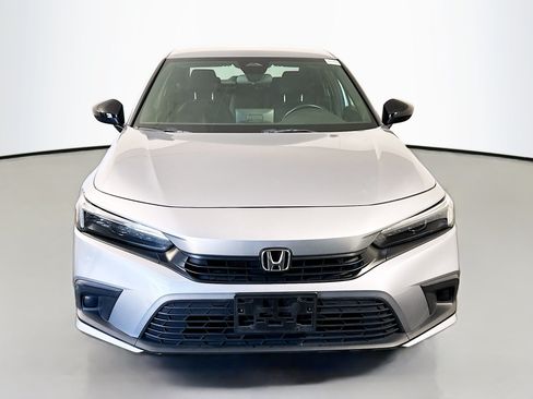 Used 2023 Honda Civic Sport image 2