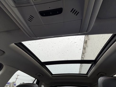 Used 2019 GMC Terrain Denali w/ Advanced Safety Package image 12