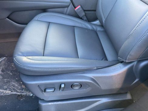 New 2026 Chevrolet Suburban Z71 image 35