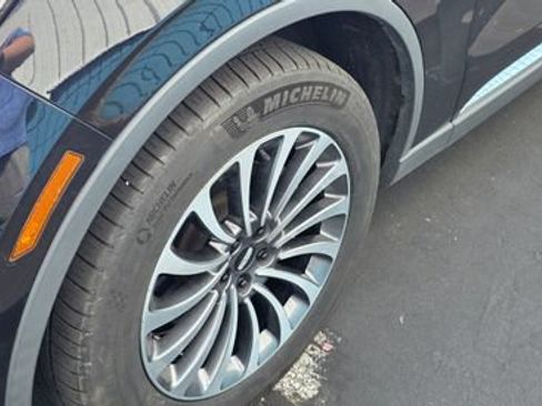 Used 2021 Lincoln Aviator Reserve w/ Class IV Trailer Tow Package AWD/4WD image 5
