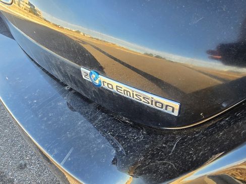 Used 2014 Nissan Leaf SV w/ LED & Quick Charge Package image 11