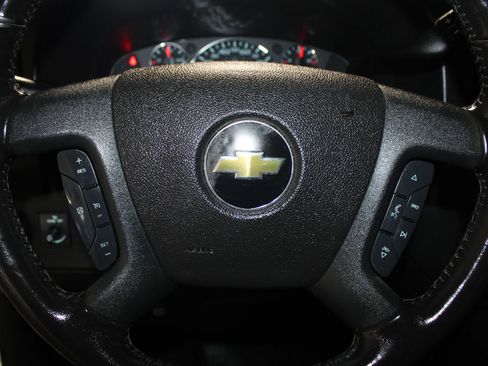 Used 2021 Chevrolet Express 2500 Extended w/ Driver Convenience Package RWD image 15