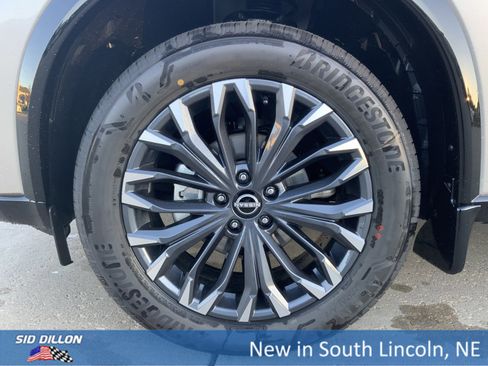 New 2026 Nissan Rogue Platinum w/ Platinum Premium Package image 11