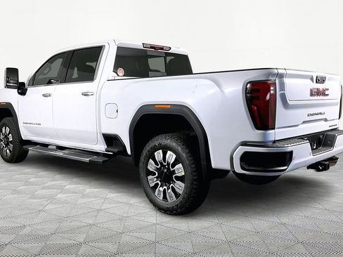 New 2026 GMC Sierra 2500 Denali w/ Denali Reserve Package AWD/4WD image 4