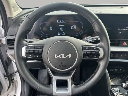 Used 2023 Kia Sportage EX image 15