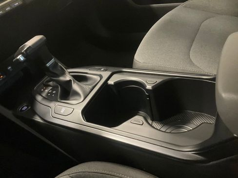 Used 2025 Kia K4 FWD image 29