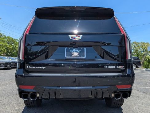 Used 2023 Cadillac Escalade V AWD/4WD image 9