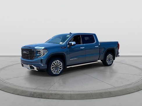 Used 2024 GMC Sierra 1500 Denali Ultimate AWD/4WD image 4