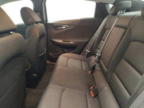 Used 2024 Chevrolet Malibu LT FWD image 18