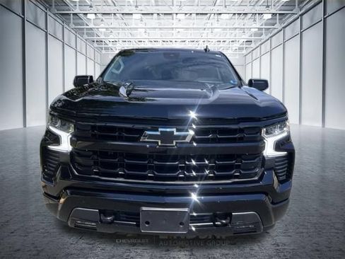 Used 2024 Chevrolet Silverado 1500 RST w/ Convenience Package II AWD/4WD image 2