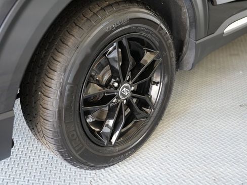 Used 2020 Ford Explorer XLT w/ Equipment Group 202A RWD image 56