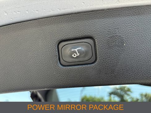Used 2022 Ford Edge Titanium AWD/4WD image 10