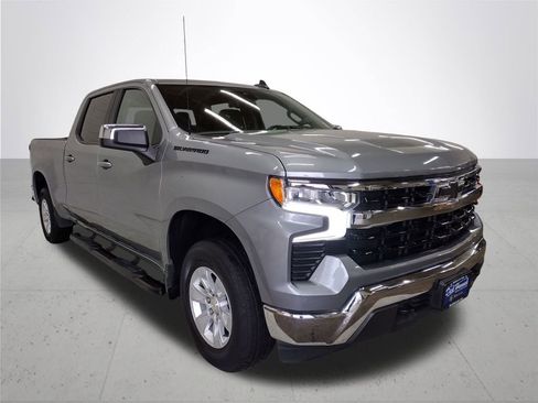 Used 2023 Chevrolet Silverado 1500 LT w/ Protection Package image 4