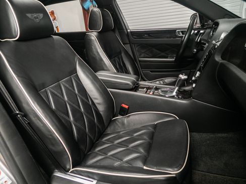 Used 2009 Bentley Flying Spur Flying Spur Speed w/ Convenience Specification Pkg image 25