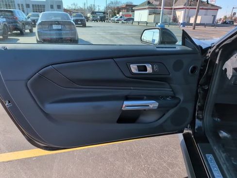 Used 2024 Ford Mustang GT Premium RWD image 13