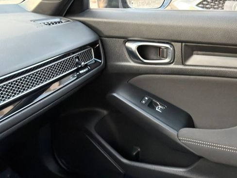 Used 2024 Honda Civic Sport image 28