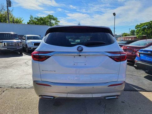 Used 2020 Buick Enclave Essence FWD image 6