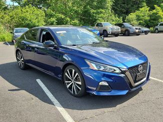 Used 2022 Nissan Altima 2.0 SR video 3