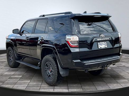 Used 2019 Toyota 4Runner TRD Off-Road Premium AWD/4WD image 5