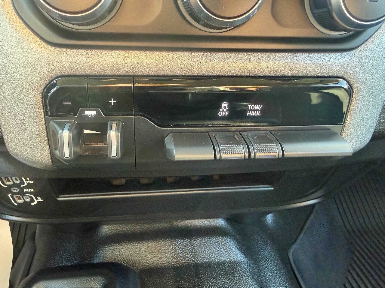 Used 2020 RAM 3500 Tradesman AWD/4WD image 17
