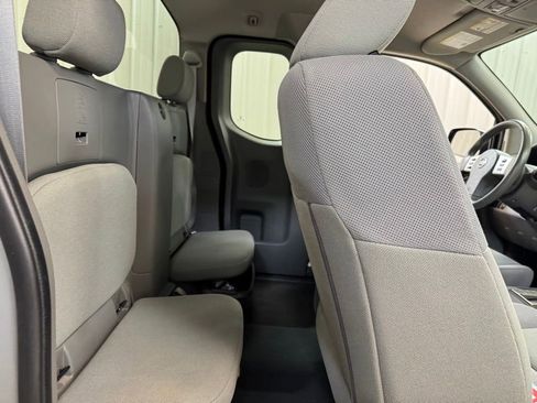 Used 2019 Nissan Frontier S RWD image 21