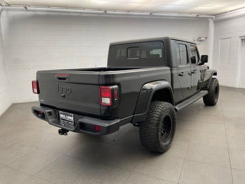 Certified 2024 Jeep Gladiator Sport AWD/4WD image 5