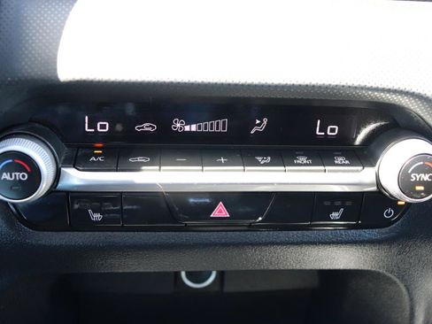 Used 2025 MAZDA CX-50 AWD 2.5 S w/ Premium Package image 34