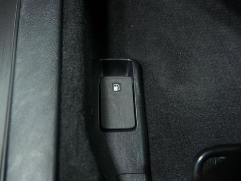 Used 2013 Subaru Impreza WRX Hatchback image 50