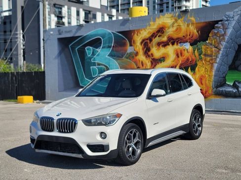 Used 2017 BMW X1 sDrive28i FWD image 1