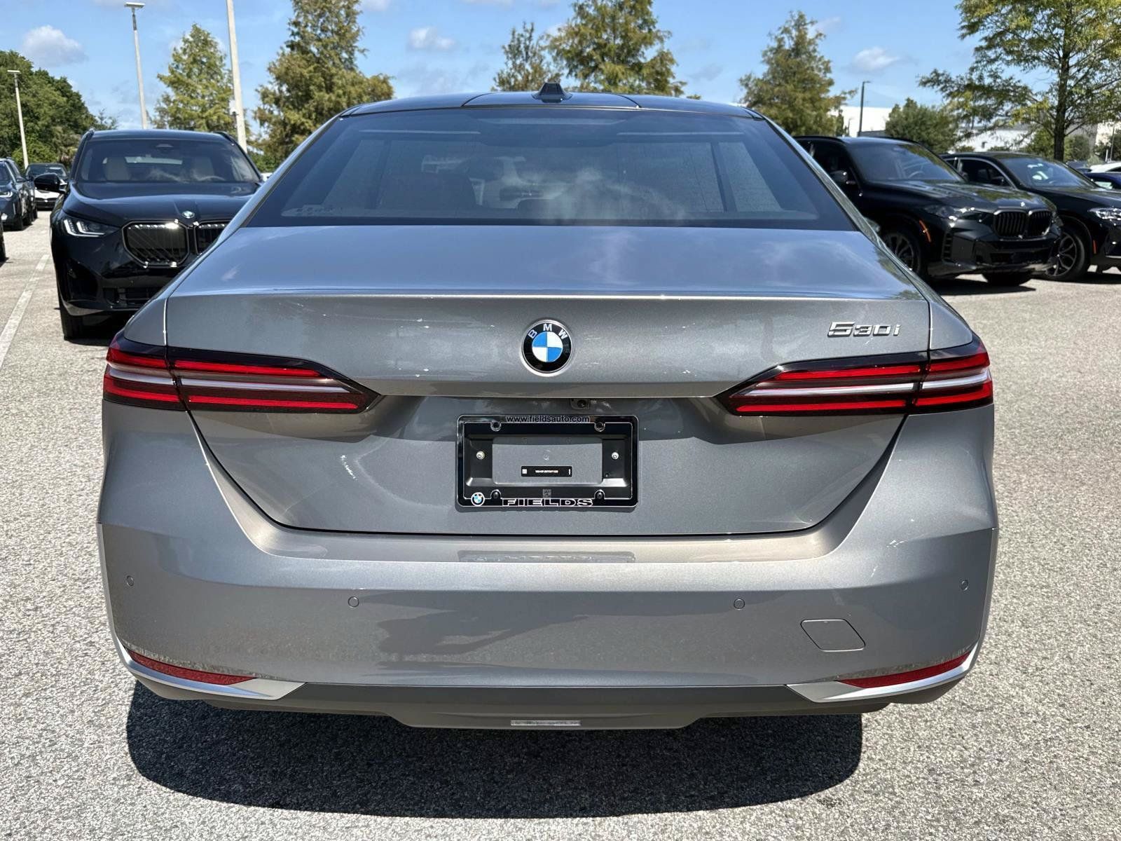 Used 2026 BMW 530i RWD image 4