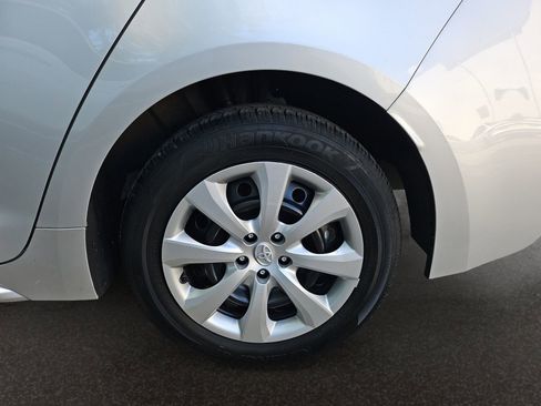 Used 2024 Toyota Corolla LE FWD image 40