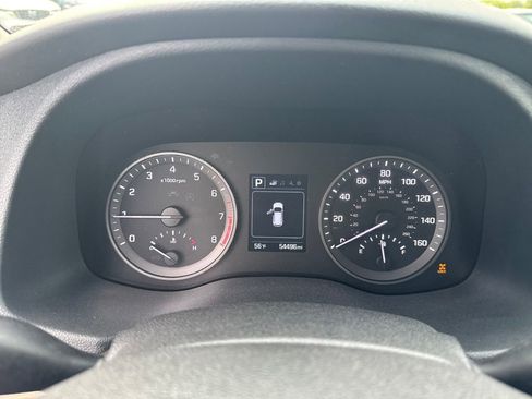 Used 2018 Hyundai Tucson Value w/ Cargo Package AWD/4WD image 21