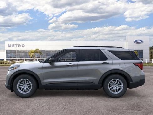 New 2026 Ford Explorer Active w/ Active Comfort Package RWD image 3