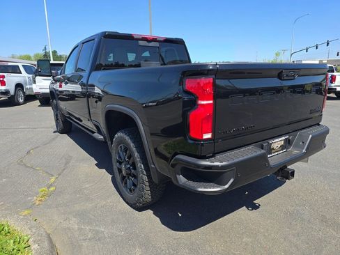 New 2026 Chevrolet Silverado 2500 High Country w/ Midnight Edition AWD/4WD image 5