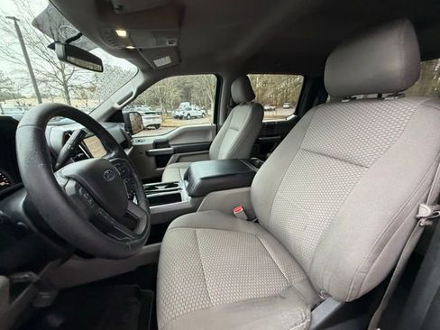 Used 2016 Ford F150 XLT w/ Equipment Group 302A Luxury image 13