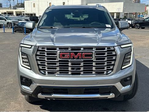 New 2026 GMC Yukon Denali w/ Sun & Power Step Package image 2