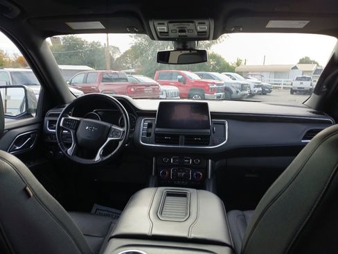 Used 2021 Chevrolet Tahoe Z71 w/ Z71 Off-Road Package image 23