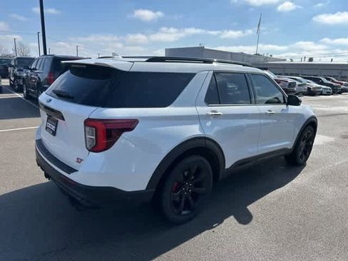 Used 2020 Ford Explorer ST w/ ST Street Pack image 21