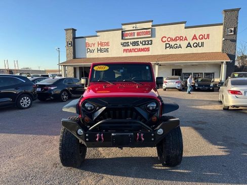 Used 2011 Jeep Wrangler Unlimited Sport image 2