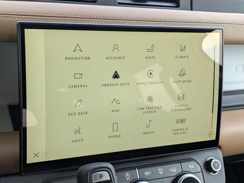 New 2026 Land Rover Defender 110 X-Dynamic SE image 15