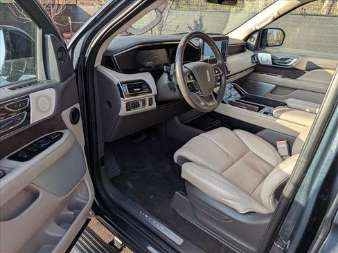 Used 2022 Lincoln Navigator L Reserve image 27