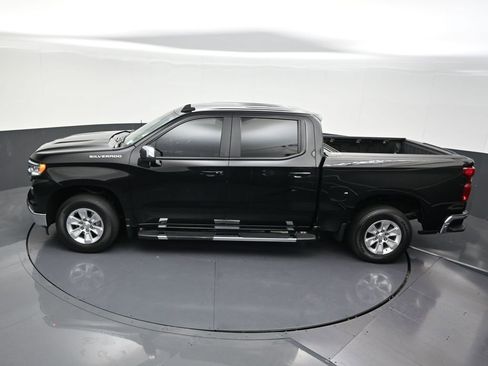 Used 2023 Chevrolet Silverado 1500 LT RWD image 18