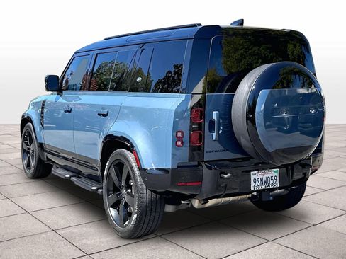 Used 2024 Land Rover Defender 110 X-Dynamic SE AWD/4WD image 12