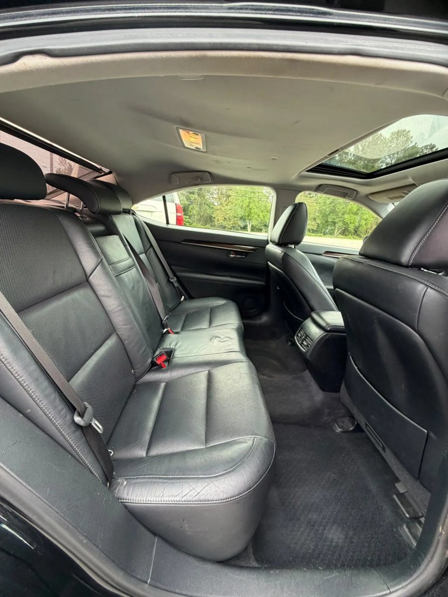 Used 2013 Lexus ES 350 w/ Luxury Pkg FWD image 15
