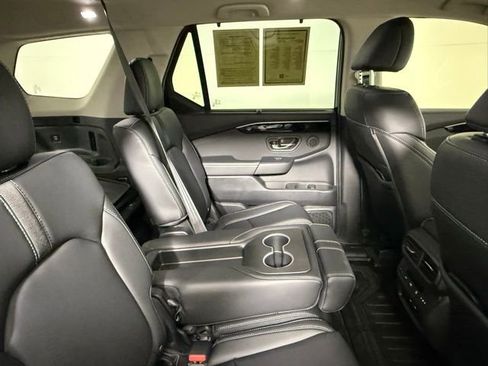 Used 2025 Honda Pilot EX-L image 43