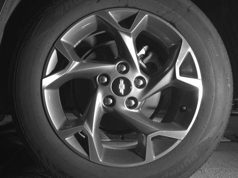 Used 2025 Chevrolet Trax LT FWD image 14