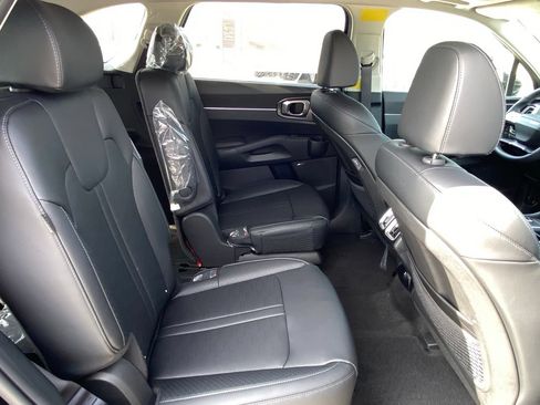 New 2026 Kia Sorento EX w/ EX Premium Package FWD image 20