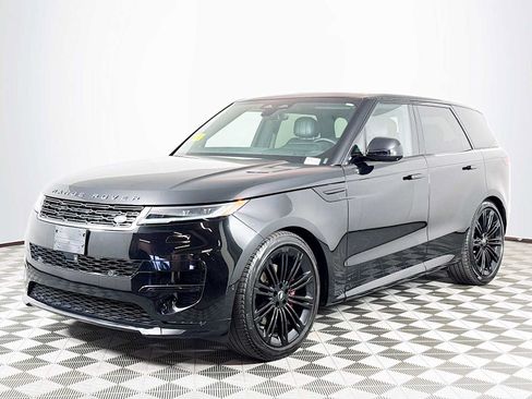 Used 2024 Land Rover Range Rover Sport Dynamic SE AWD/4WD image 1